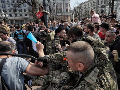 Списки задержанных на акциях «Он нам не царь»